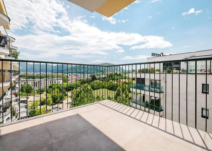 Sonja By Bodka 반스카비스트리카